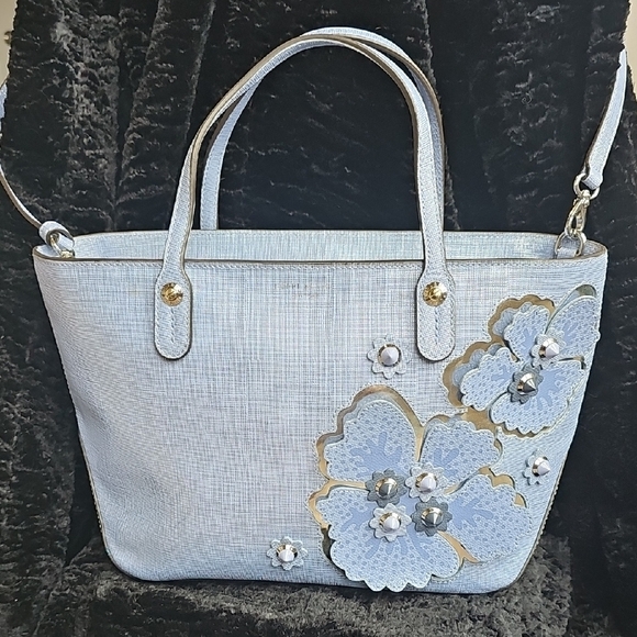 Henri Bendel Stunning Periwinkle Blue & Gold Tote with 3D Floral Cutouts NWT - Picture 1 of 14